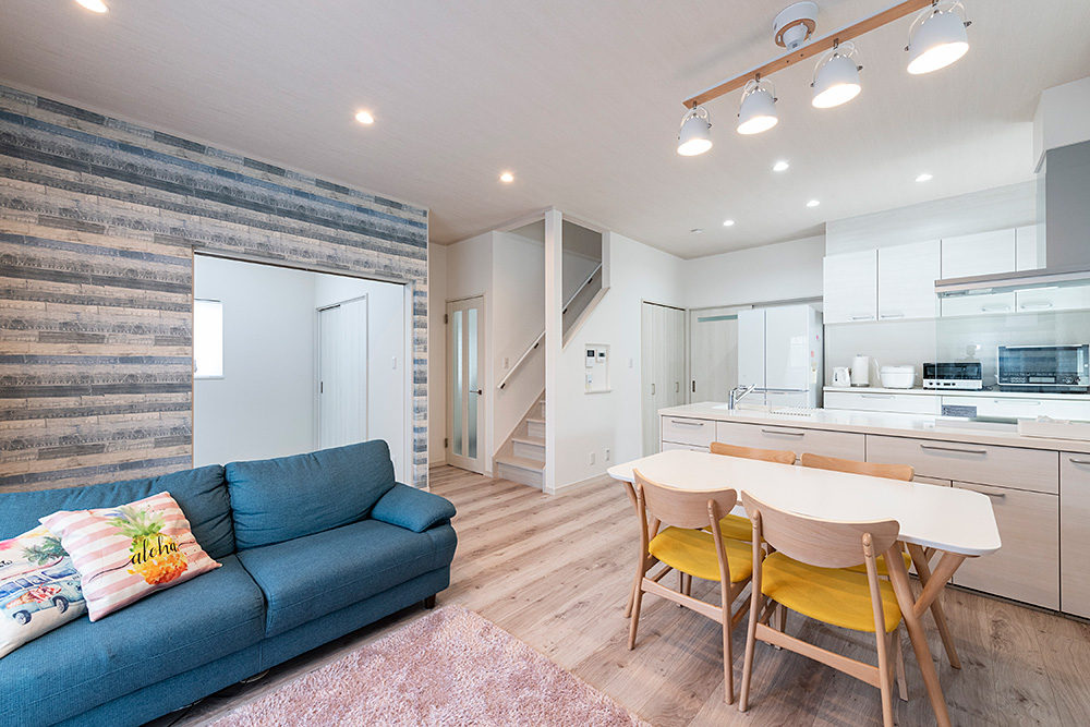 ネイビー ホワイトのかわいい家 こだわりの家事動線 お客様の建てた家 愛知県一宮市の注文住宅なら高コスパ高性能のニッケンホーム