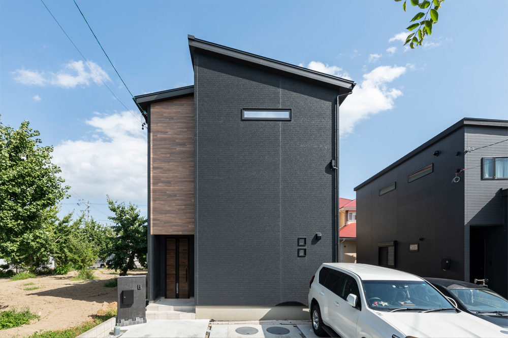 大収納空間 蔵 をプラスした ブラック基調のzeh住宅 お客様の建てた家 愛知県一宮市の注文住宅なら高コスパ高性能のニッケンホーム 大収納空間 蔵 をプラスした ブラック基調のzeh住宅 お客様の建てた家 愛知県一宮市の注文住宅なら高コスパ高性能のニッケンホーム