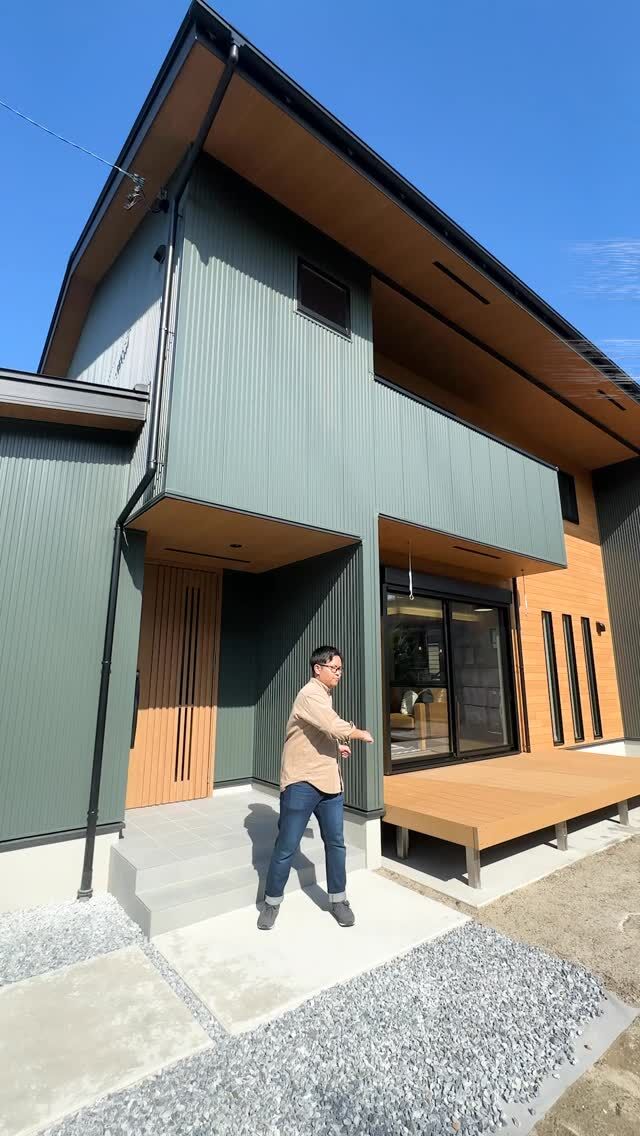 【ルームツアー】野球好き家族の考え抜いた導線の間取り🏠

ニッケンホームズ では定期的に
見学会などのイベントを開催しております！
HPやお電話でお気軽にお問合せください🏠

——————————————————————

more photo @nikkenhomes.co.jp 

——————————————————————

オーナーズアカウント
@nikkenhomes.owners 

——————————————————————

私たち#ニッケンホーム は
『ゆとりを生み出す家づくり』
地震に強い耐震性
高断熱による省エネ性
健康的な住まい
を徹底的に追求してきました。
住み心地のいい家で家計にゆとりを持つことが最善だと考えています。
高断熱+太陽光発電標準で家計にゆとりを生み出します。

ニッケンホームは愛知・岐阜県(一部除く)で
家づくりのサポートをしています。

——————————————————————
#ニッケンホーム #ニッケンホームズ #マイホーム #新築 #新築一戸建て #家づくりアイデア 
#家づくり計画#新築計画中の人と繋がりたい #一宮市住宅会社 #子供のいる暮らし #愛知 #一宮 #住まい#二階建て #回遊動線 #和モダン #野球好き